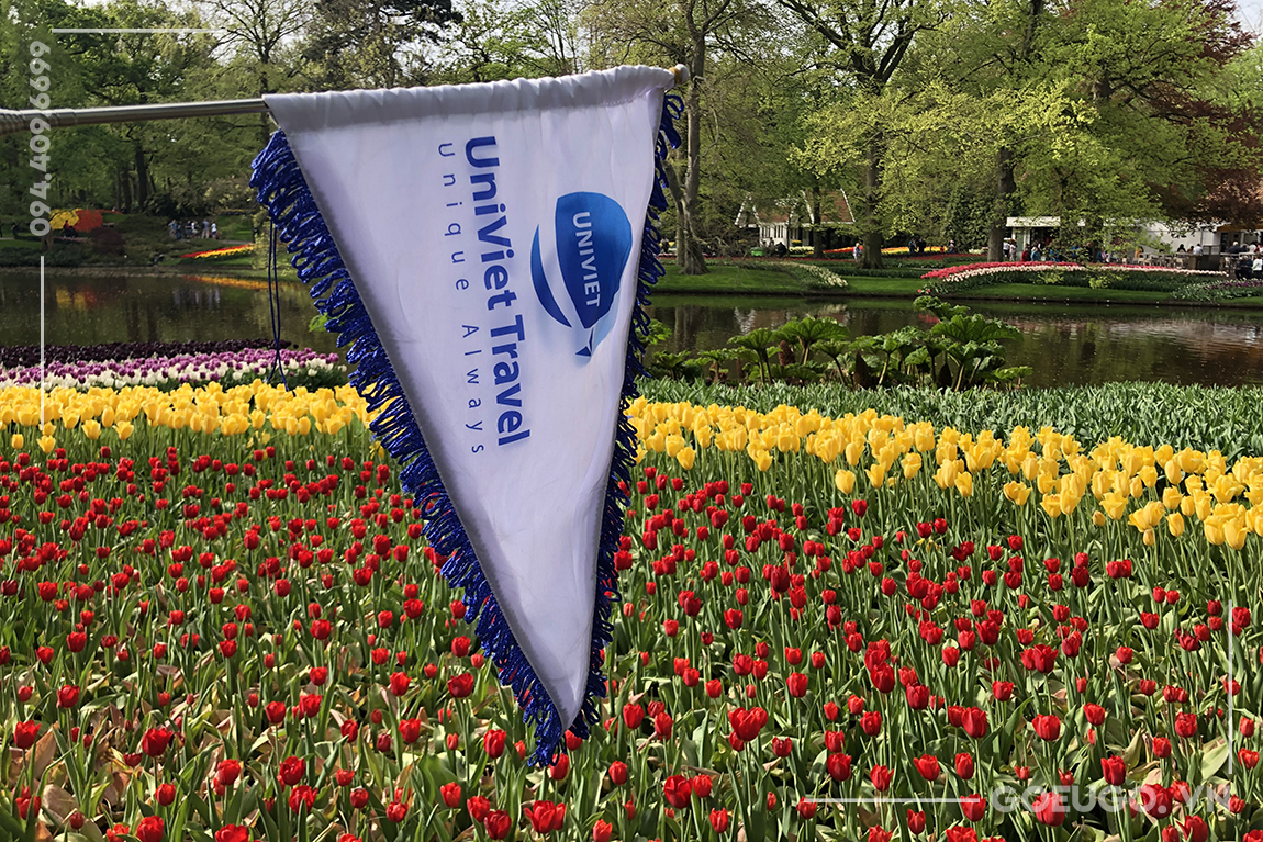 KEUKENHOF - VUON HOA TULIP LON NHAT THE GIOI