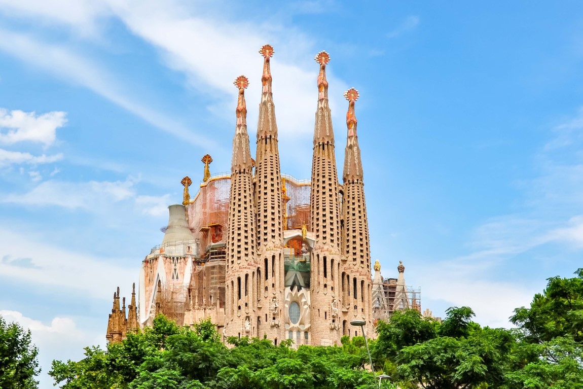 DU LỊCH BARCELONA - THÀNH PHỐ QUYẾN RŨ NHẤT TÂY BAN NHA