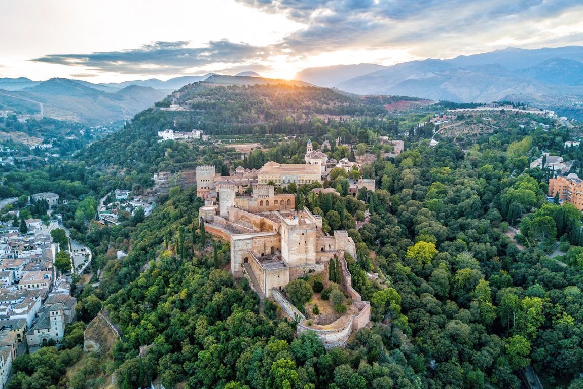 Granada Tay Ban Nha - Lâu đài Alhambra