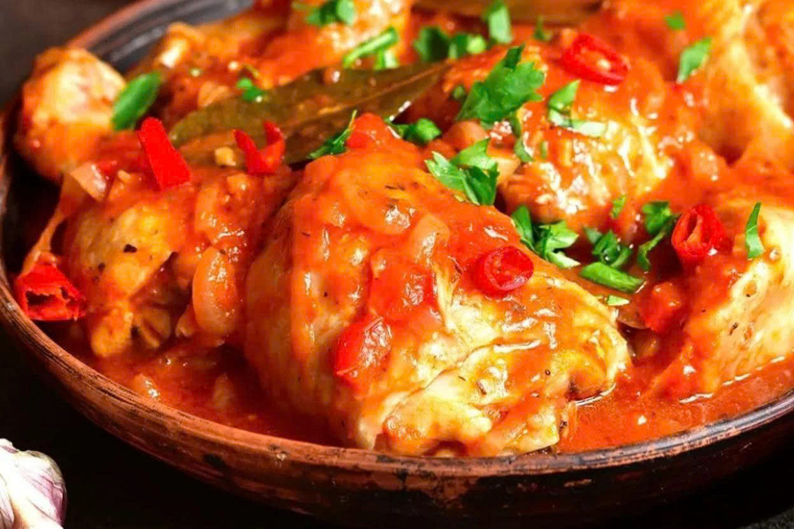 Zaragoza Tây Ban Nha - Pollo al Chilindrón