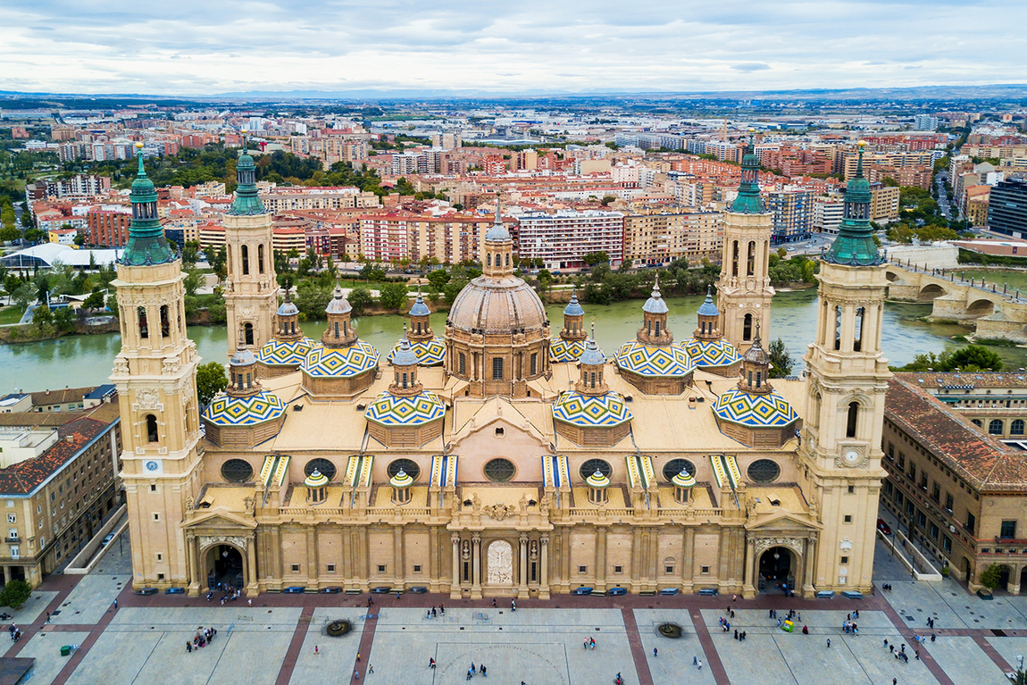 Zaragoza Tây Ban Nha - Vương Cung Thánh Đường Đức Mẹ Cột Trụ