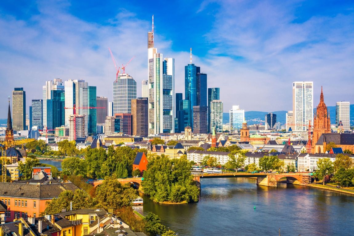 FRANKFURT - TRUNG TÂM TÀI CHÍNH HÀNG ĐẦU CHÂU ÂU