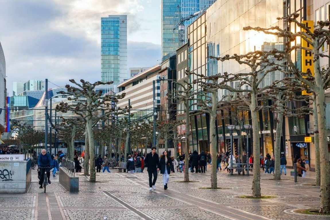 Frankfurt - Phố mua sắm Zeil