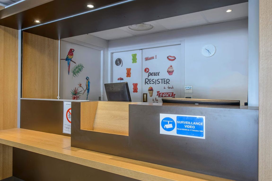 B&B Nimes Ville Active (2)