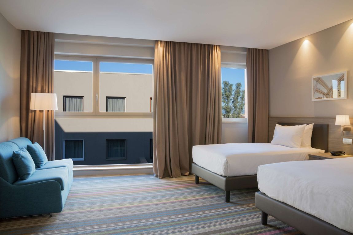 Hampton by Hilton Rome East (5)