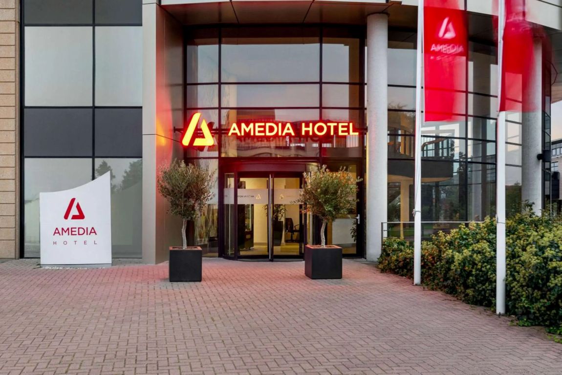 AMEDIA HOTEL AMSTERDAM AIRPORT****