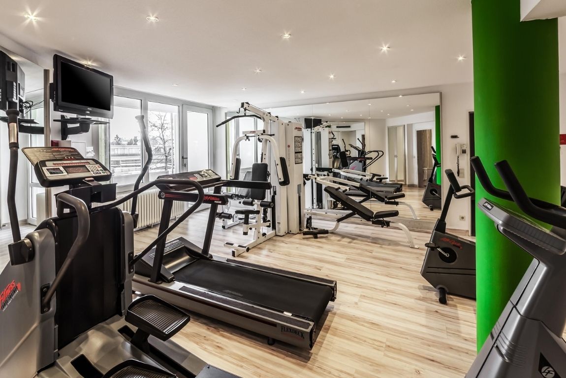 Holiday Inn Munich South (10)